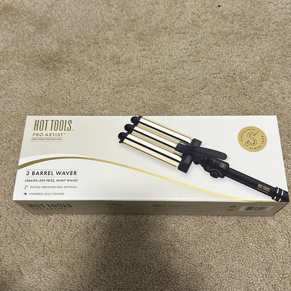 Hot Tools Other - New HOT TOOLS Professional Pro Artist 24k Gold 3 Barrel Hair‎ Waver